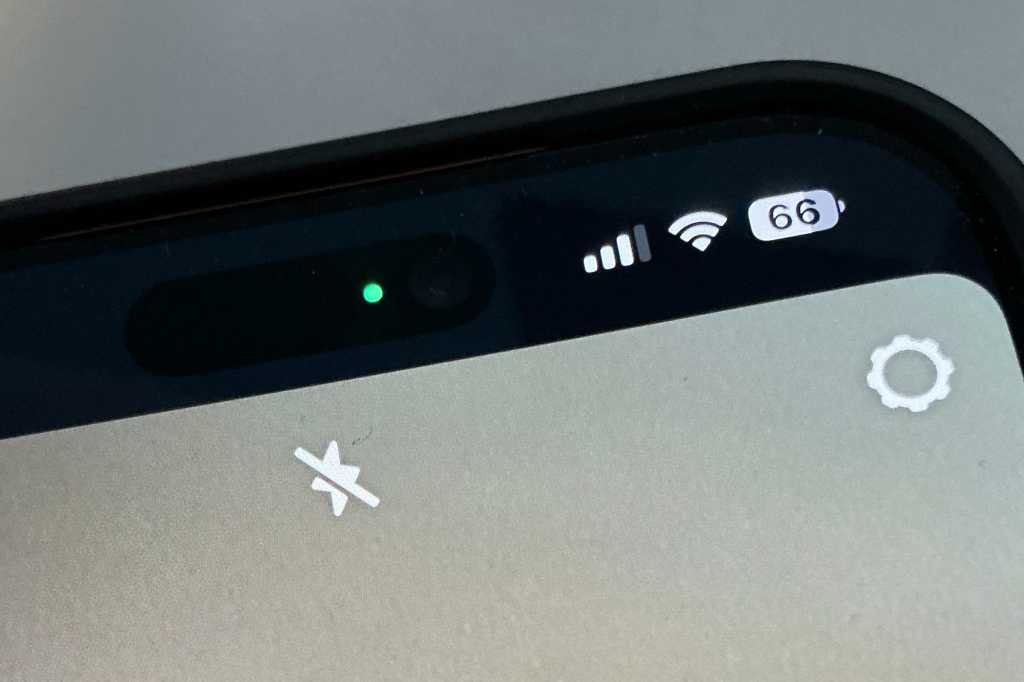 iOS camera indicator