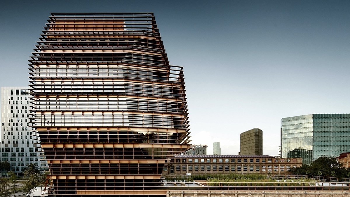 Spain's antitrust dispute is intensifying over delayed compliance by Apple and Amazon