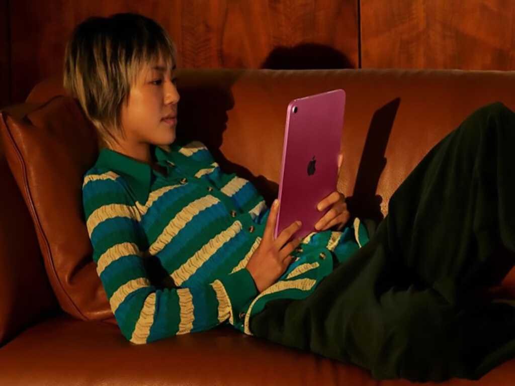 Apple iPad 11 (2025) 128GB Wi-Fi & Cellular Silver (Refurbished)