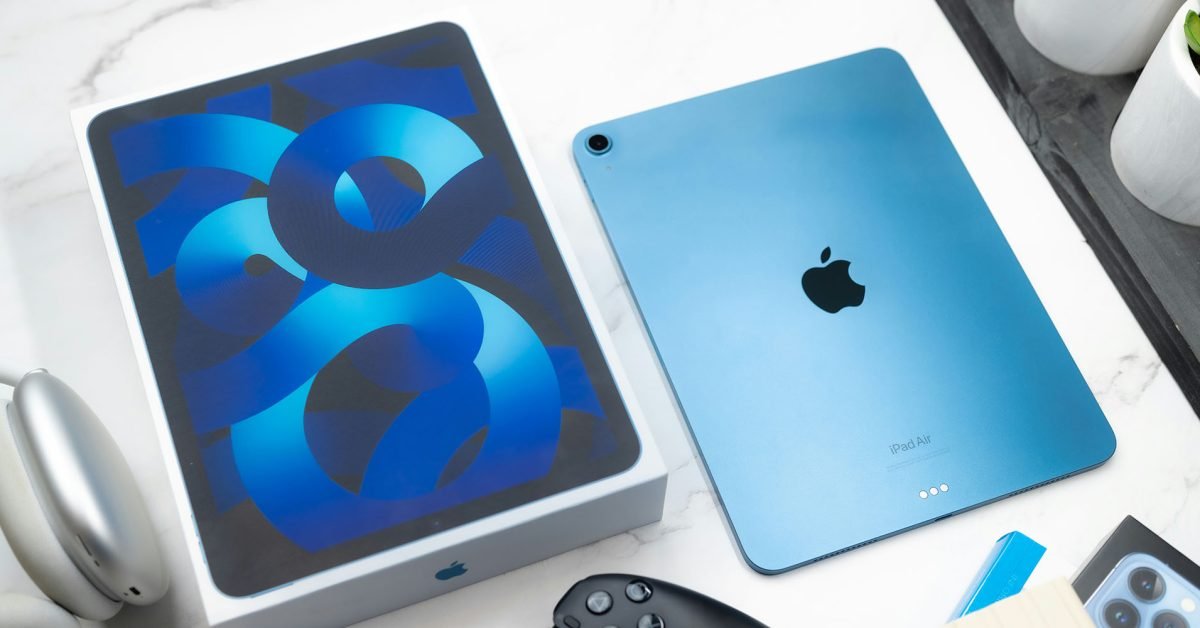 iPad shipments surge in Q4 2025 as memory constraints emerge - 9to5Mac